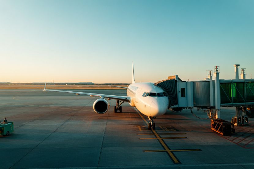 American airlines expands flight routes