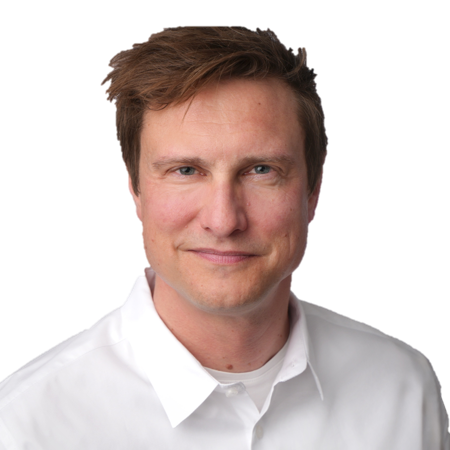 Matthias Viehmann, Professor of Aviation Management, supports Travel in Motion (TiM)