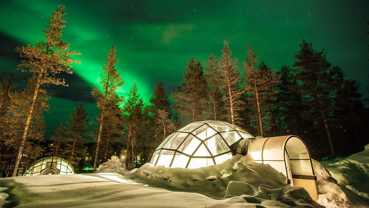 Best Igloos on Airbnb to see the Northern Lights in 2025