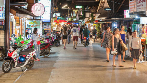 viral TikTok videos spark fierce debate over tourist beha