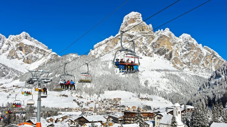 2026 travel and dining trend predictions point to nature escapes, earlier dinners and more