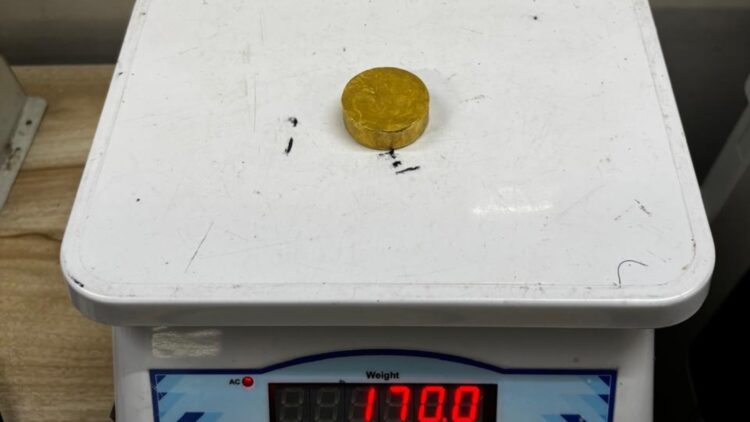 Air India passenger caught with ₹20 lakh gold hidden in plastic water bottle