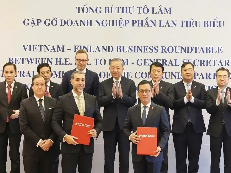 Airways Aviation and Vietjet Aviation Academy sign Helsinki partnership