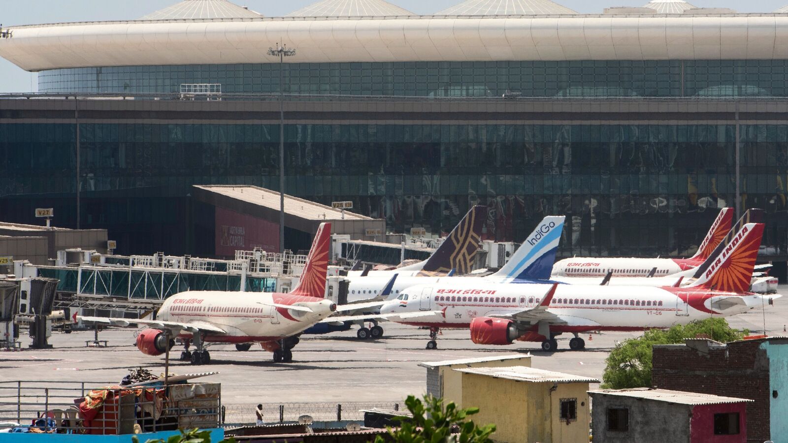 Bengaluru beats Mumbai, IndiGo pulls ahead and more