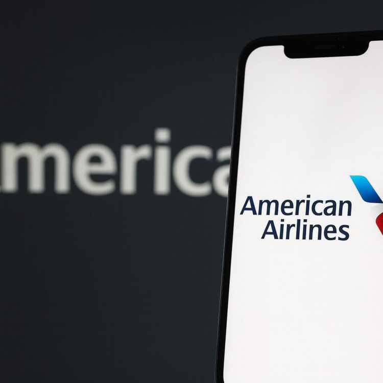 American Airlines (AAL) Stock Today: Jumps on Holiday Travel Hopes and Fed Rate‑Cut Bets – November 25, 2025