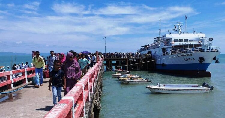 Ship trips suspended, no tourists visit St Martin’s Island in eight days