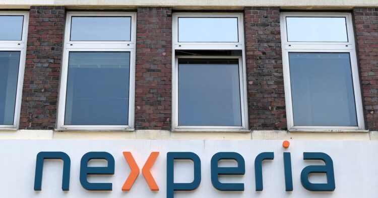 Dutch delegation will travel to China next week for Nexperia talks, minister says