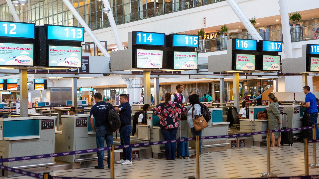 FlySafair warns shoppers to watch for Black Friday scams