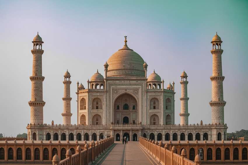 How Global Trends are Shaping Travel and Tourism in India: A New Look at the Future of Travel Indust...