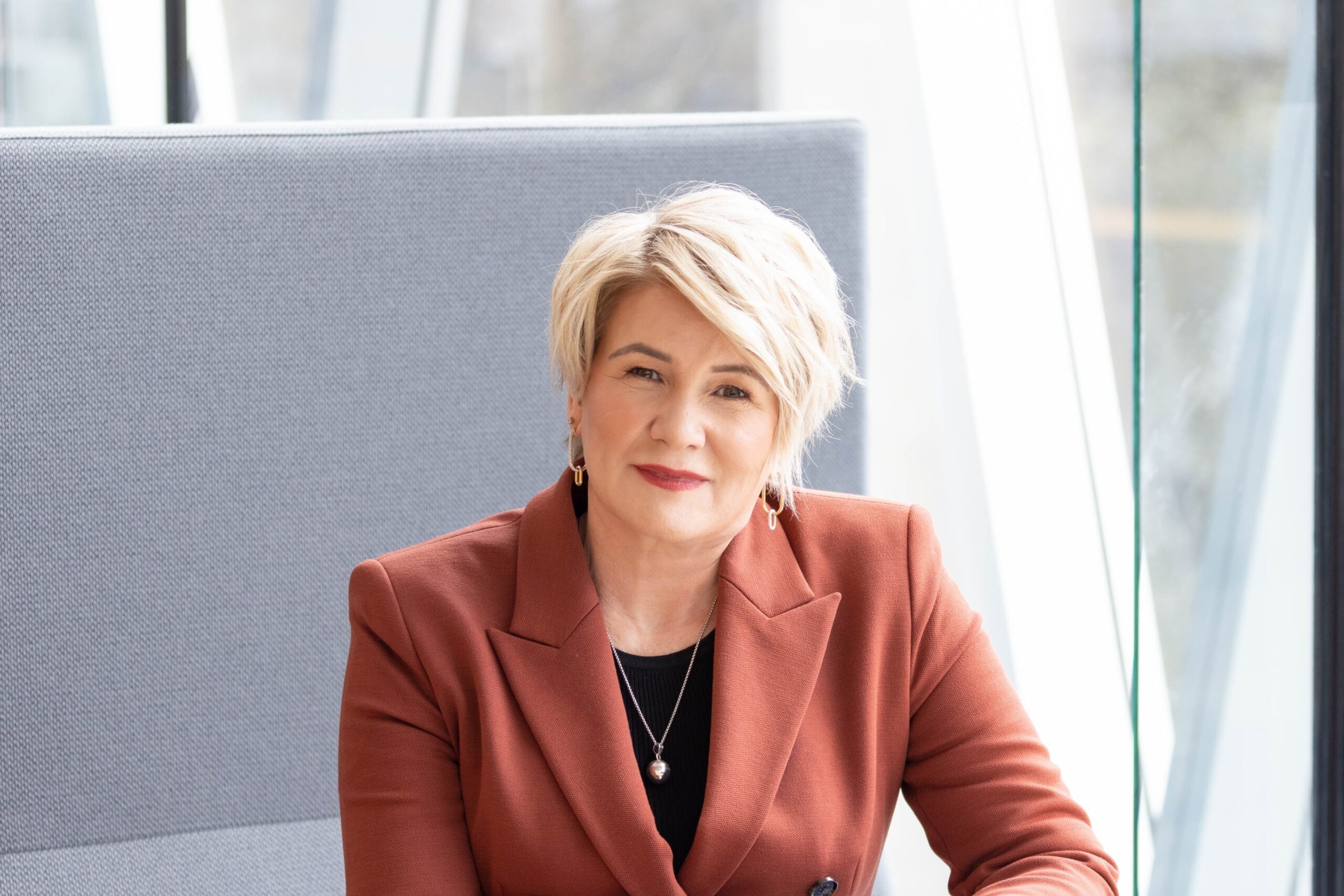 IAG NZ CEO Amanda Whiting leaving for Australia, to remain CEO until successor appointed