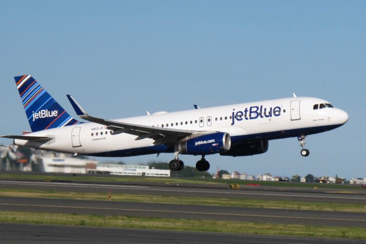 Essential Tips for Flying with JetBlue