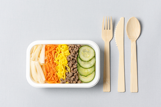 A Korean Air meal served in a sustainable in-flight container [KOREAN AIR]