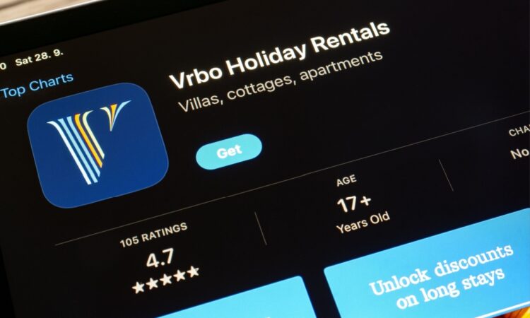 Vrbo Pushes Up the Rankings as Discounts Drive Bookings