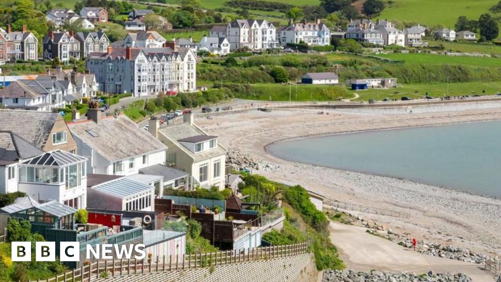 Plans to license Airbnb style rentals in Wales outlined