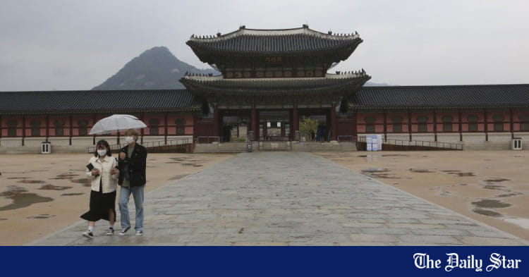 A third of prime destinations shut to global tourism