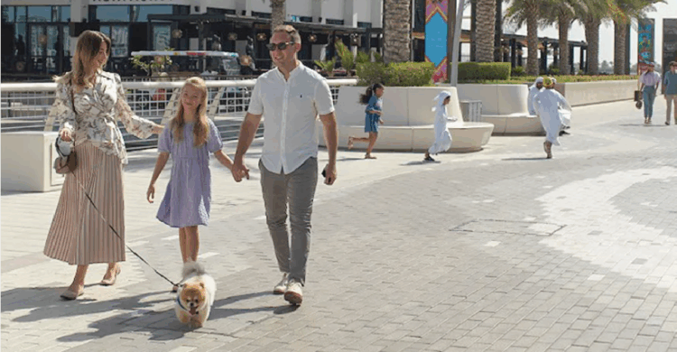 Abu Dhabi eases restrictions on pets in hotels, restaurants - Dubai Eye 103.8