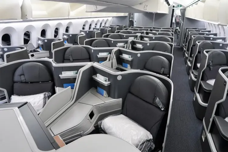 American Airlines Axes First Class as it Sent 777 for Retrofit of New Business Suites