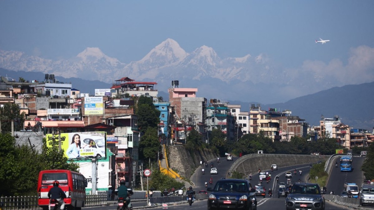 Avalanche hits Nepal’s Mount Yalung Ri, killing seven climbers | Climate News