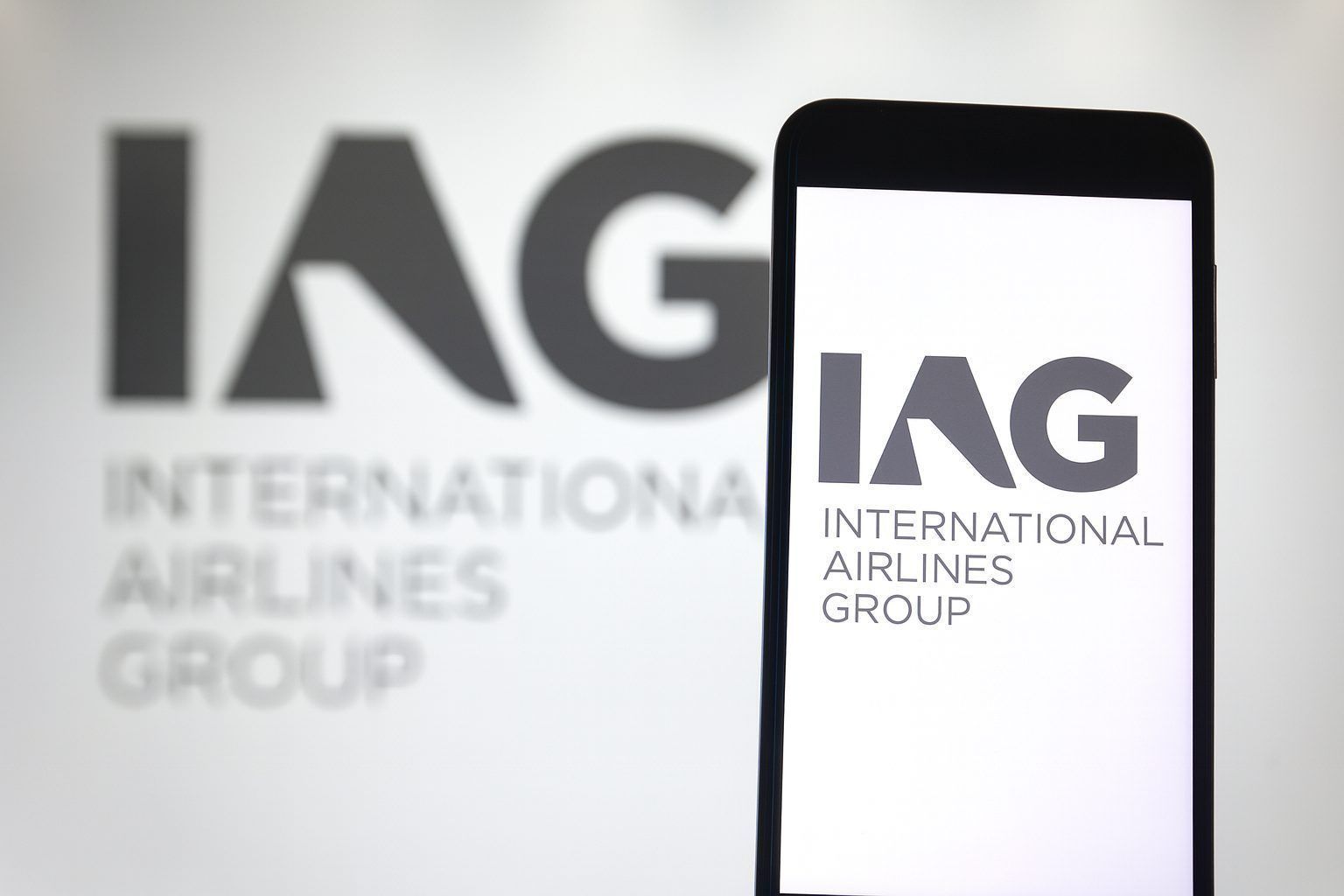 International Consolidated Airlines Group S.A. Stock (IAG): Share Price, Latest News, Analyst Targets and 2026 Outlook — Dec. 19, 2025