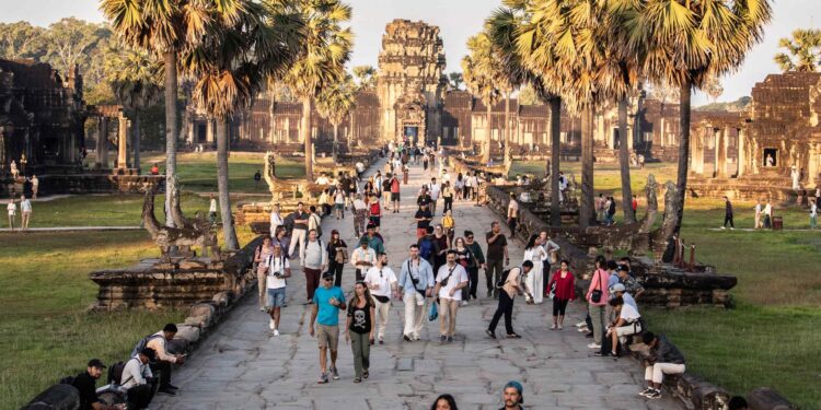Cambodian tourism industry fears heavy impact from Thai conflict