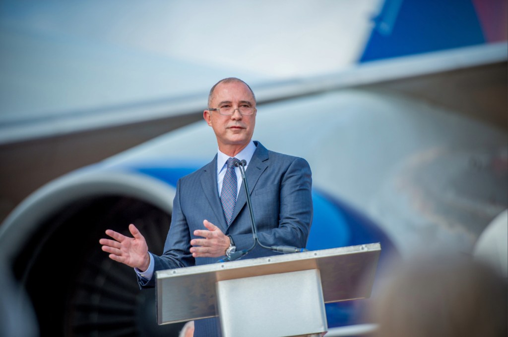 Delta President Glen Hauenstein to Retire After Leading Premium Push