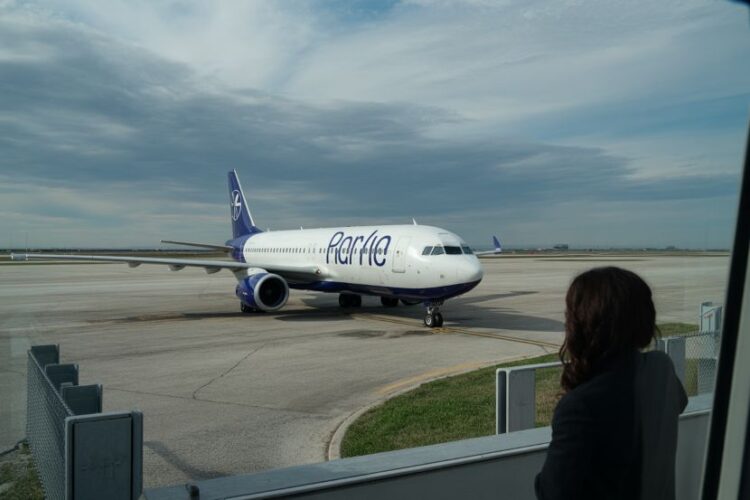 Passengers Affected as Dubai and Saudi Arabia’s King Fahd Airports Delay 215 Flights and Cancellatio...