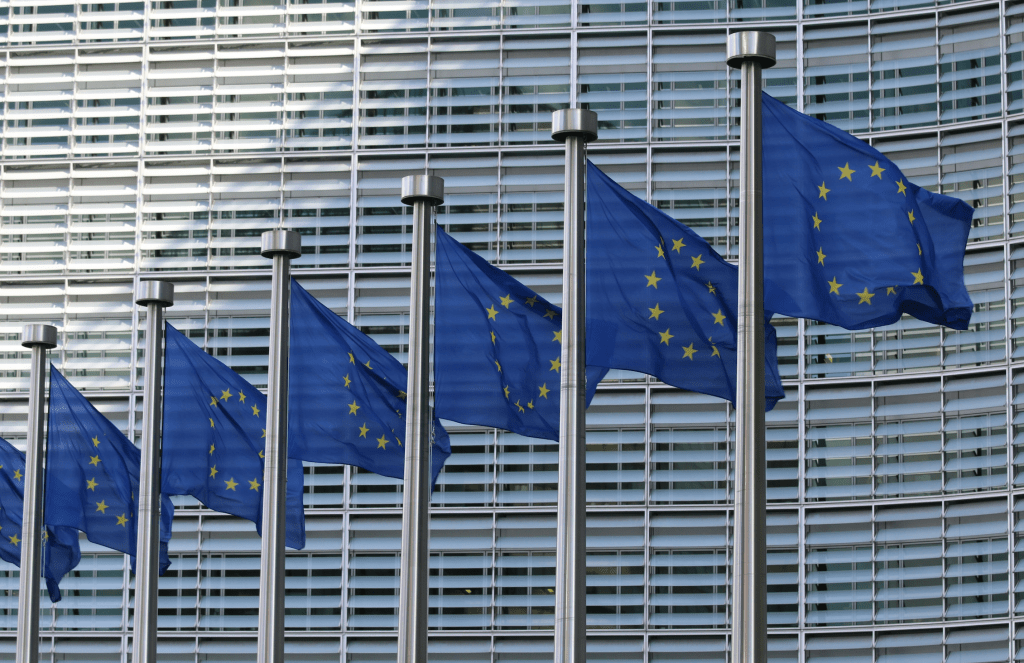 EU Sets New Climate Goals: What it Means for Airlines, Hotels, and Cruises