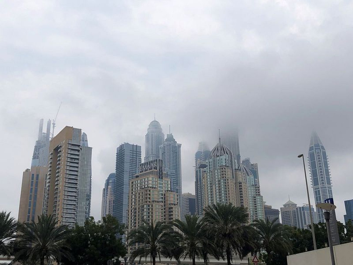Fog, clouds and light rain expected across UAE this weekend