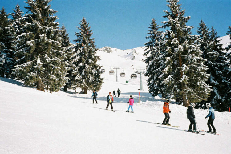 India Premier Ski Destination, Gulmarg, Ushers In A New Era Of Hope As Early Snowfall Revives Winter...