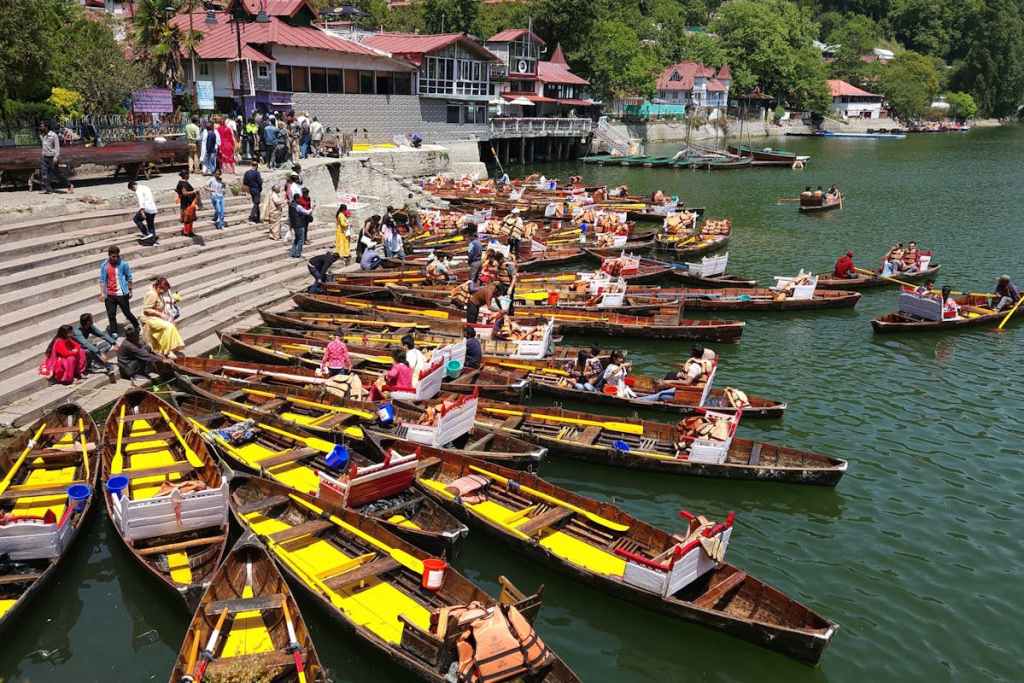 India Struggles to Attract Foreign Tourists Even as Global Travel Rebounds