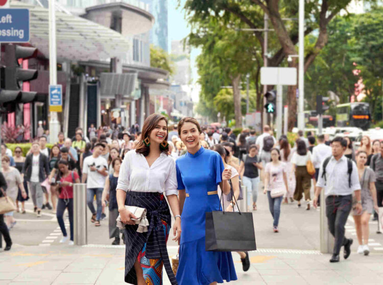 Indians among biggest spenders on luxury goods in Singapore, spend SGD 812 mn in H1 2025 – Tourism B...