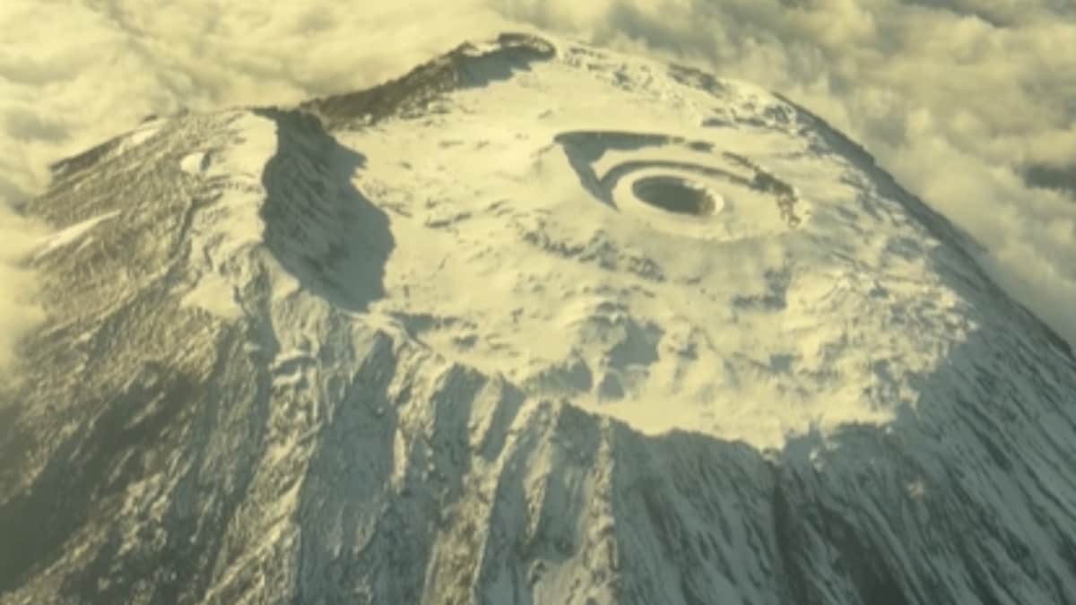 Kenya Airways Passengers Enjoy Rare View Of Snow-Covered Mount Kilimanjaro: ‘Got National Geographic...