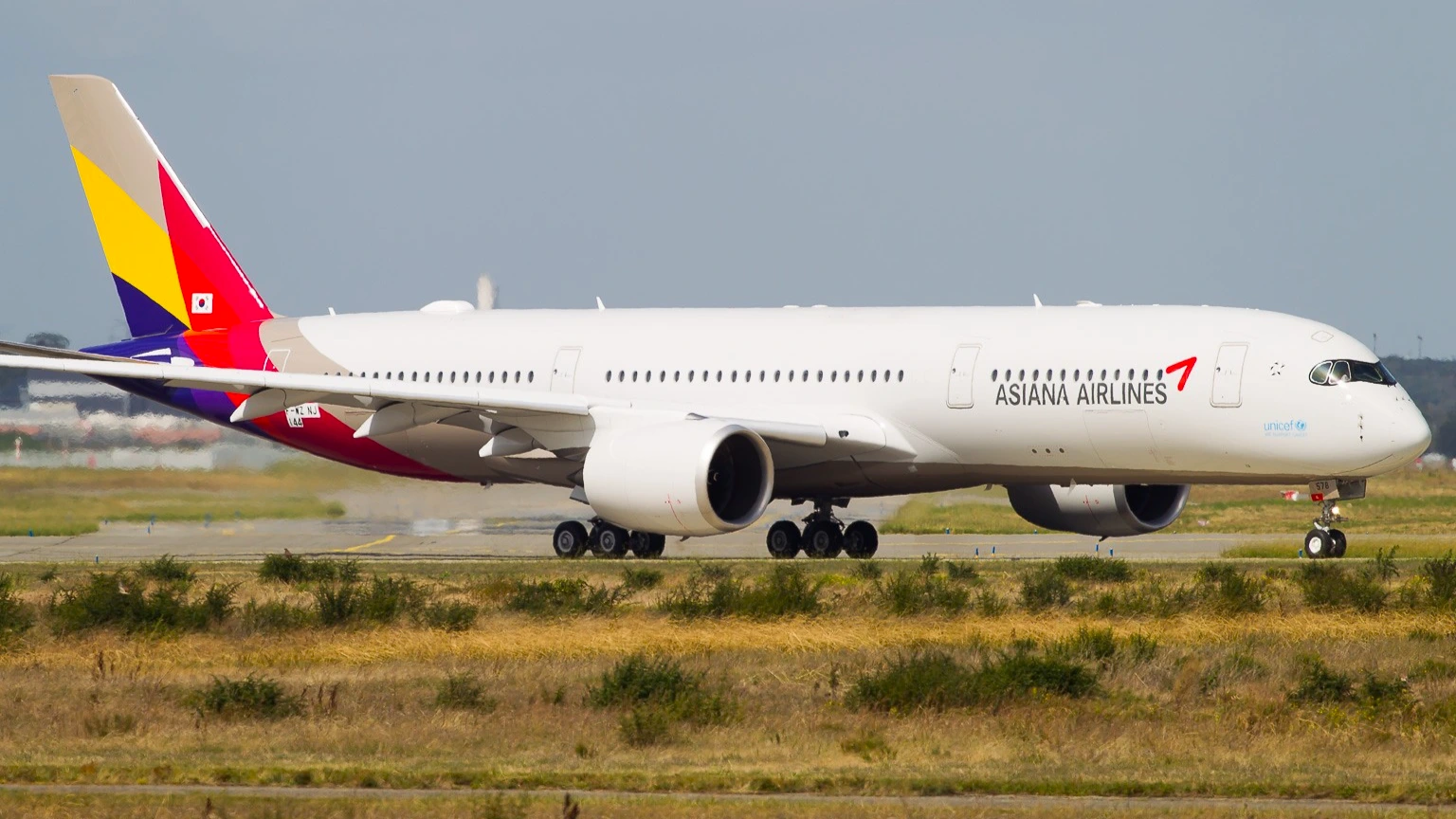 Asiana Airlines Airbus A350