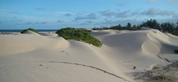 Community turns hidden Mambrui sand dunes into domestic tourism hotspot