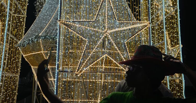 Nigerians marvel at Lagos Christmas lights despite national insecurity
