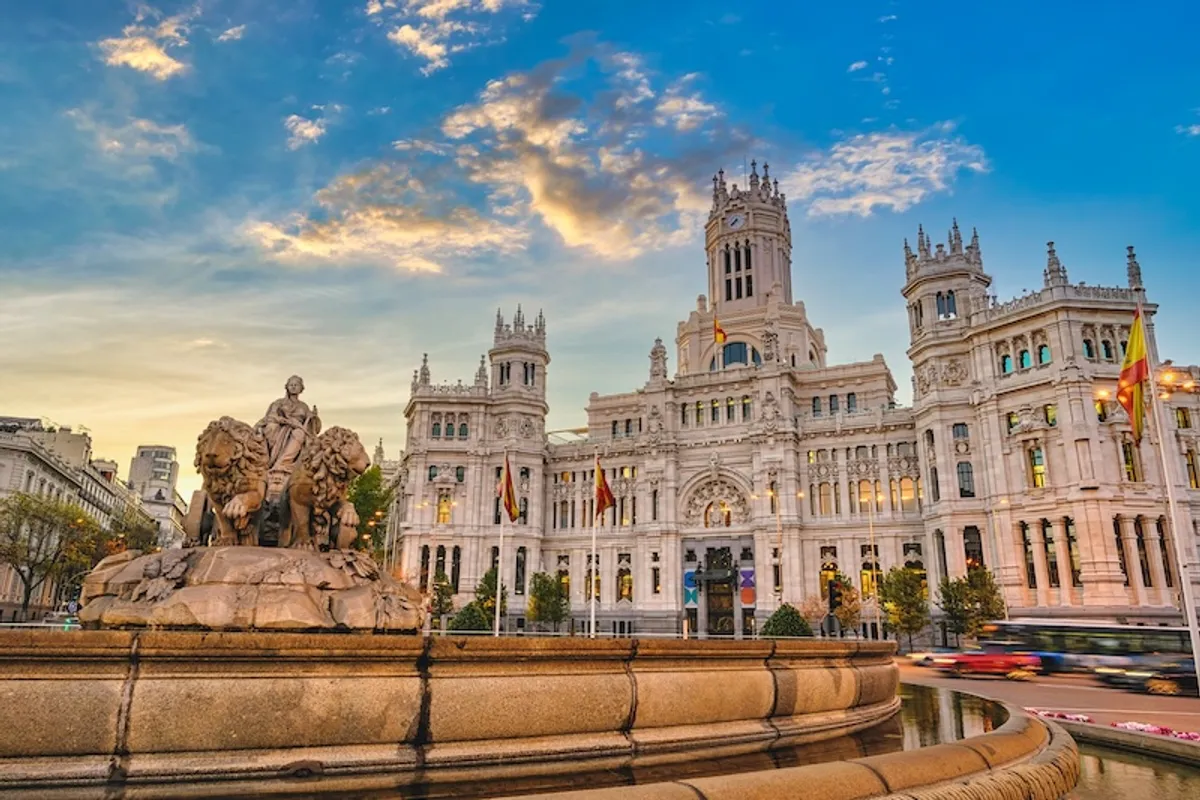 Spain slaps Airbnb with €64 million fine