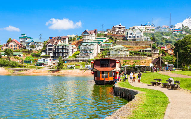 Sri Lanka urges tourists not to cancel visits | TTG Asia