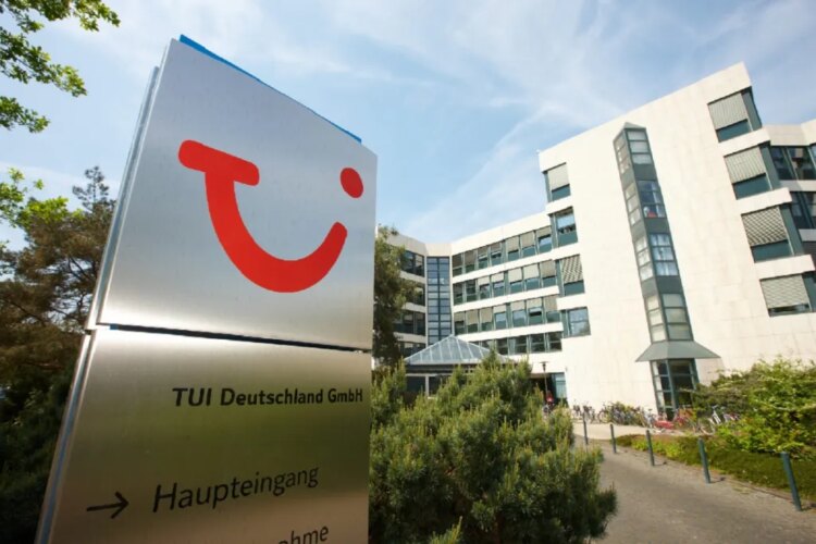 TUI Group Targets Nearly $300 Million in Cost Cuts