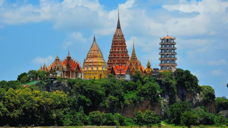 Thailand Vs Indian Currency Tourism Earning 1 Lakh In Thailand—How Much Is It Worth In India?