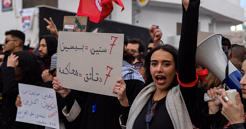 Tunisia's powerful UGTT union calls nationwide strike for January 21