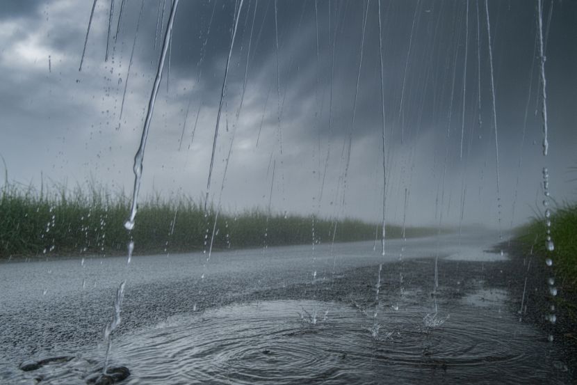 Heavy Rain and Storms Expected Across the UAE – What Tourists Need to Know to Stay Safe and Navigate...