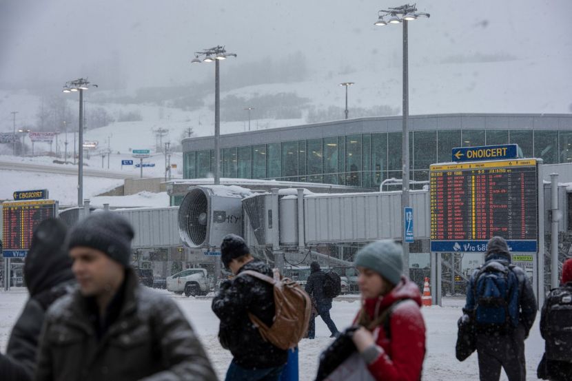 U. S. Winter storm creates widespread disruptions across popular tourism hubs