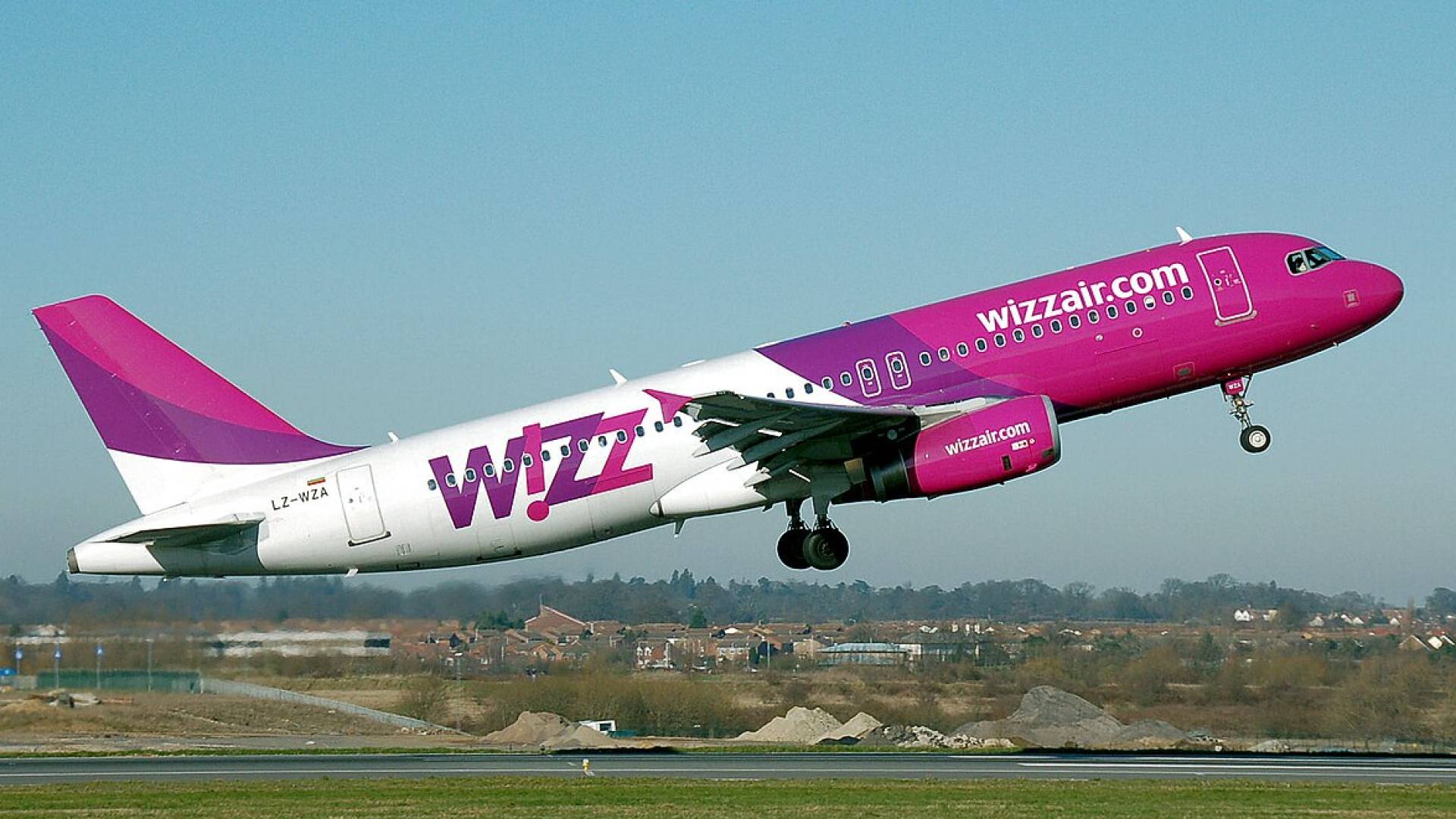 Roya News | Wizz Air to open 'Israeli' hub by April, pledges $1 billion investment