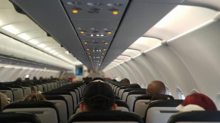 3 Steps Airlines Could Take to Slash Emissions by 50%