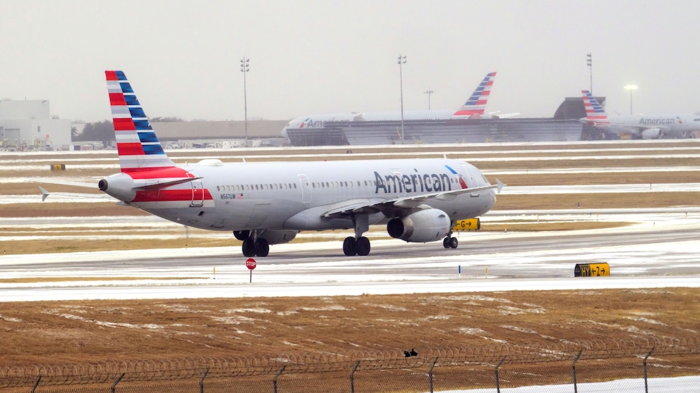 American Airlines works to rebound flights after major weather-related disruptions, cancellations