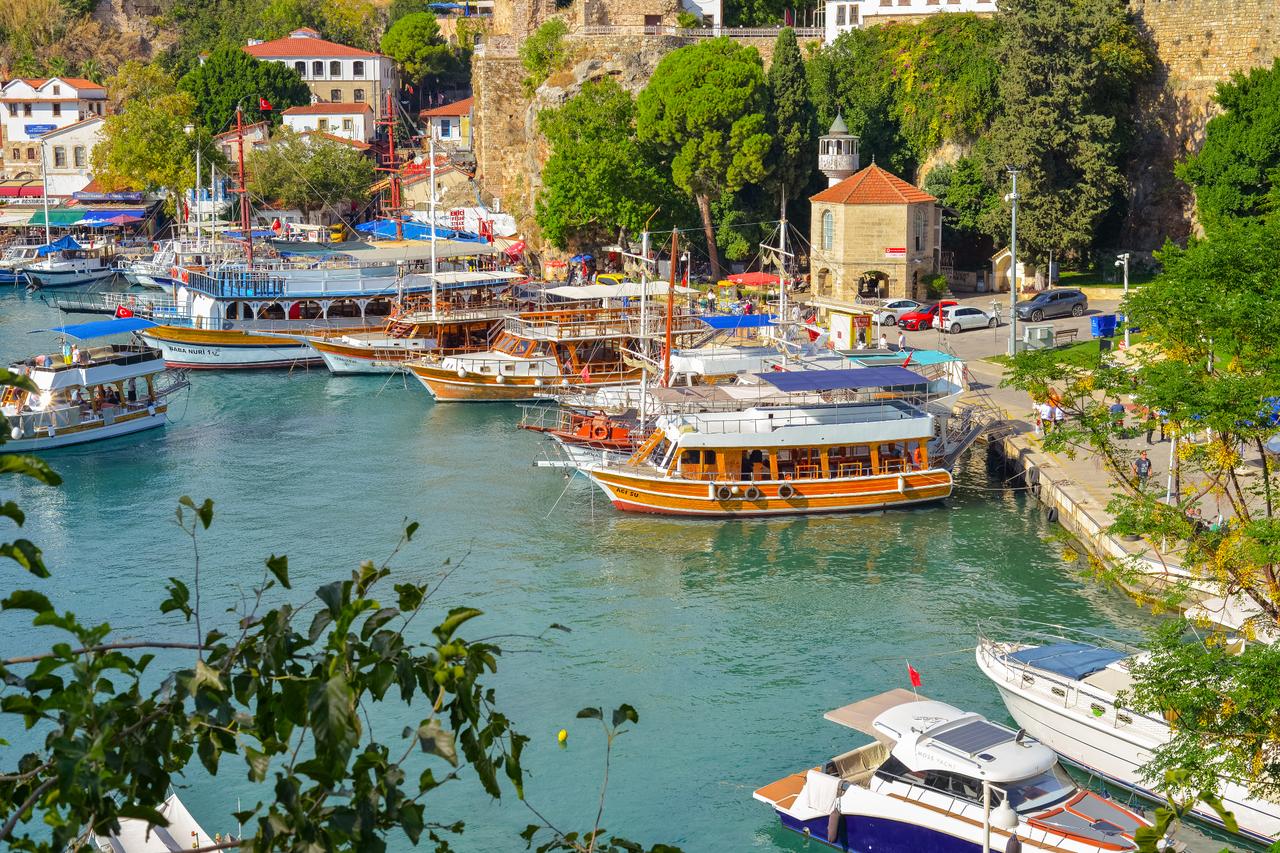 View of old Antalya Marina in Kaleici in Antalya, Türkiye, October 15, 2025. (Adobe Stock Photo)