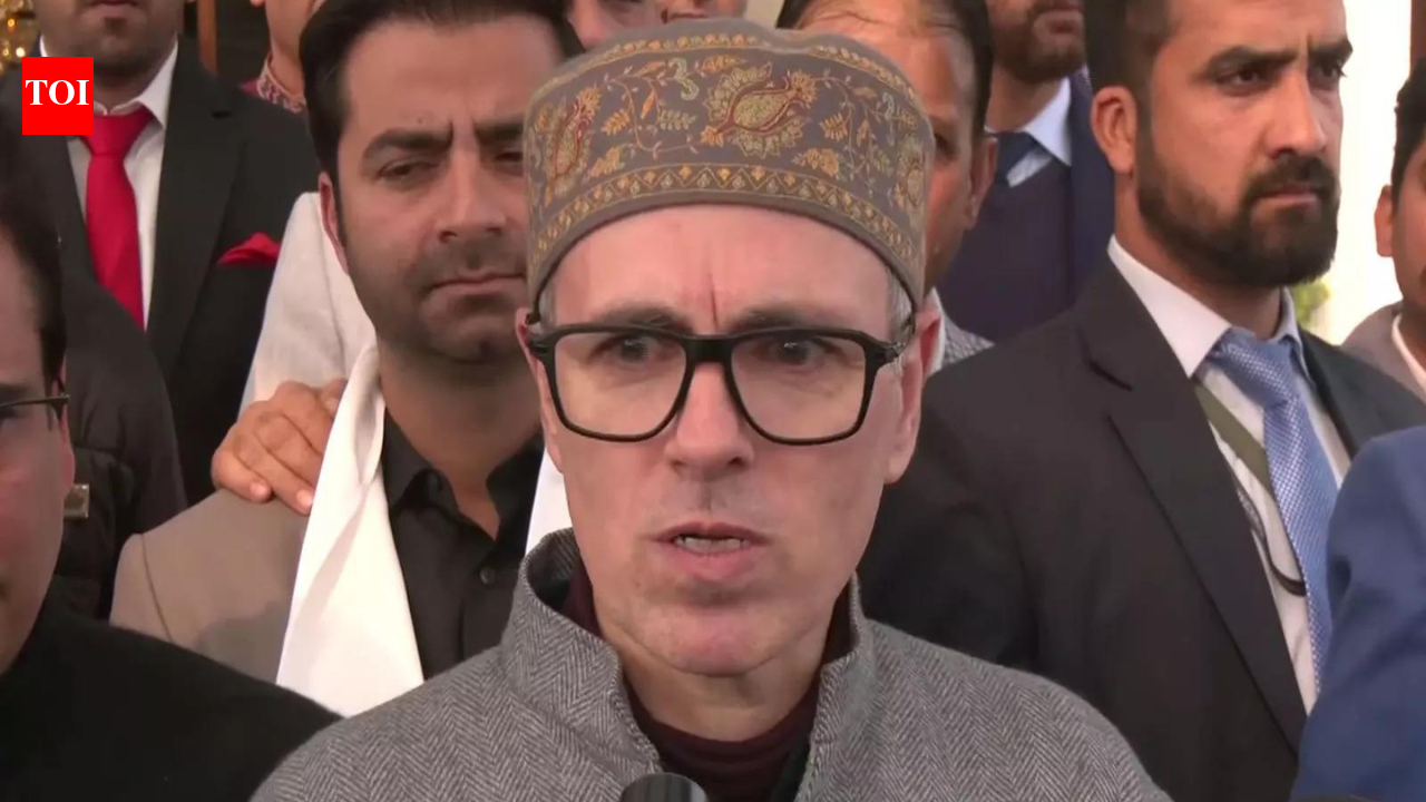 Omar Abdullah urges tour operators, filmmakers to promote J&K as safe, vibrant tourism destination |...