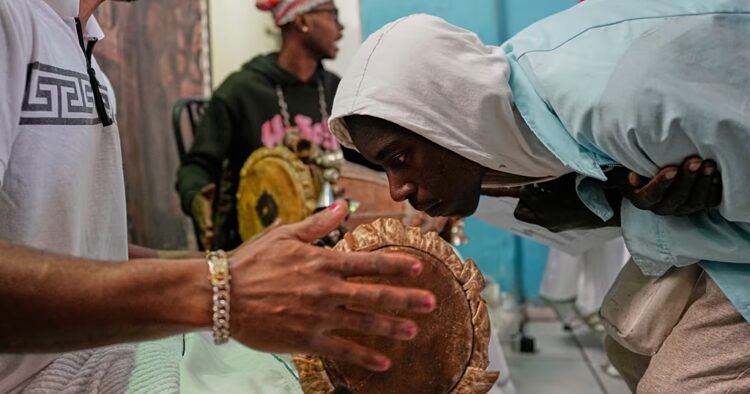 Cuban Santería priests warn of conflicts and violence in 2026