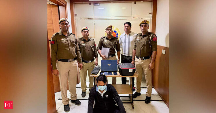 Delhi: Cyber cops bust fake Air Vistara job racket, mastermind arrested