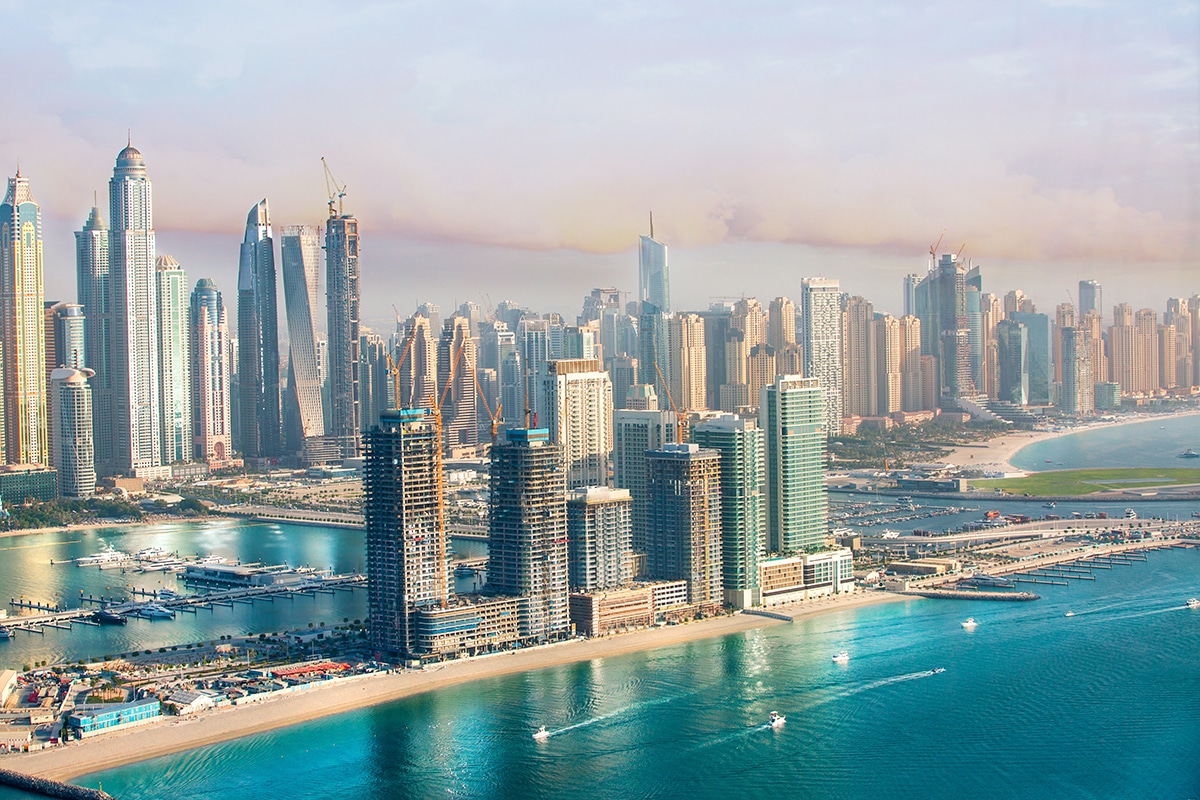 Expert advice for NRIs investing in Dubai real estate market